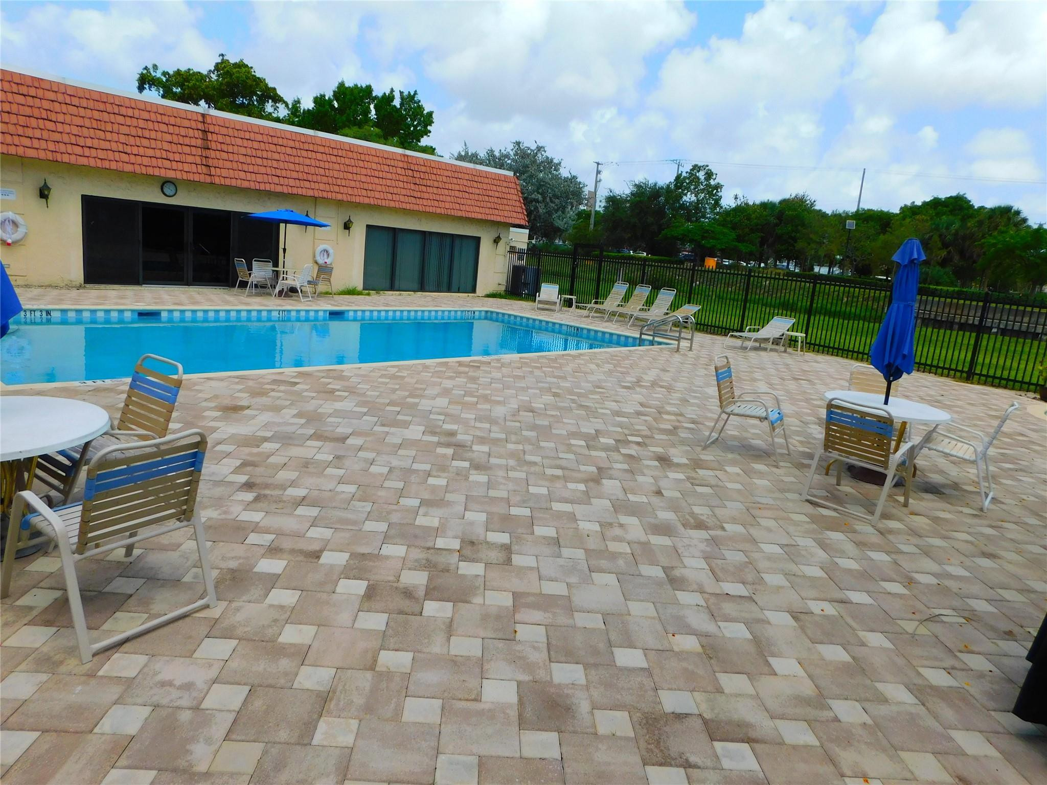 128 South Cypress Road, Unit 827 Pompano Beach, FL 33060 - Photo 28 of 30 Photo 28