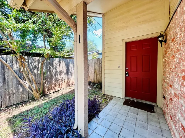 $1,495 | 3801 Manchaca Road, Unit 1, Austin, TX 78704