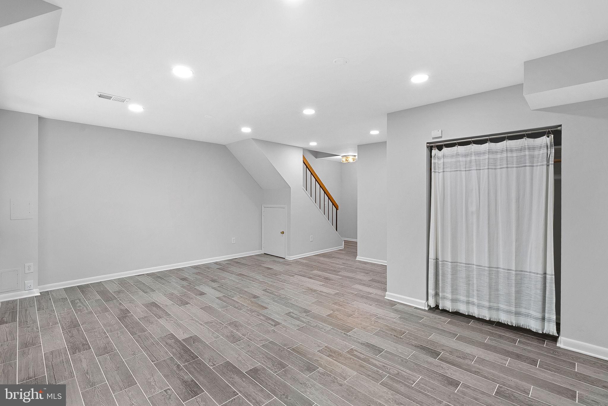 11986 Barrel Cooper Court Reston, VA 20191 - Photo 36 of 45