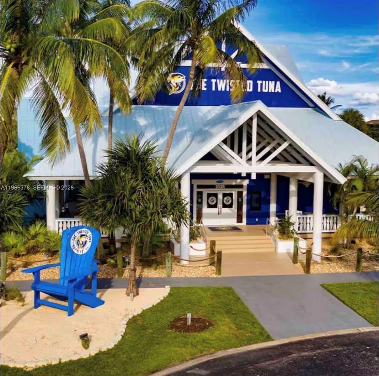 353 Highway 1, Unit C1 Jupiter, FL 33477 - Photo 17 of 19 THE TWISTED TUNA RESTAURANT AND BAR WITHIN WALKING DISTANCE TO THE VILLA