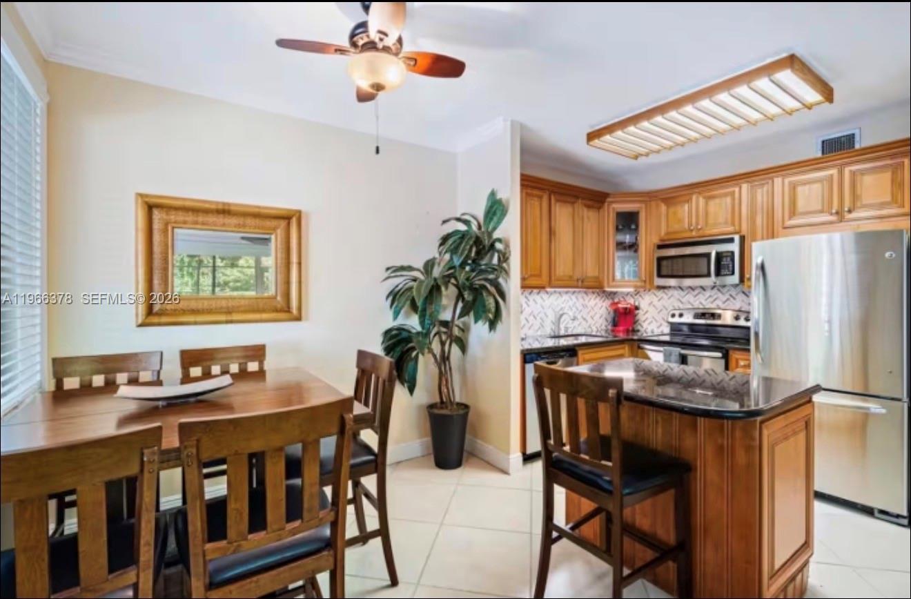 353 Highway 1, Unit C1 Jupiter, FL 33477 - Photo 3 of 19 OPEN CONCEPT KITCHEN FULLY RENOVATED