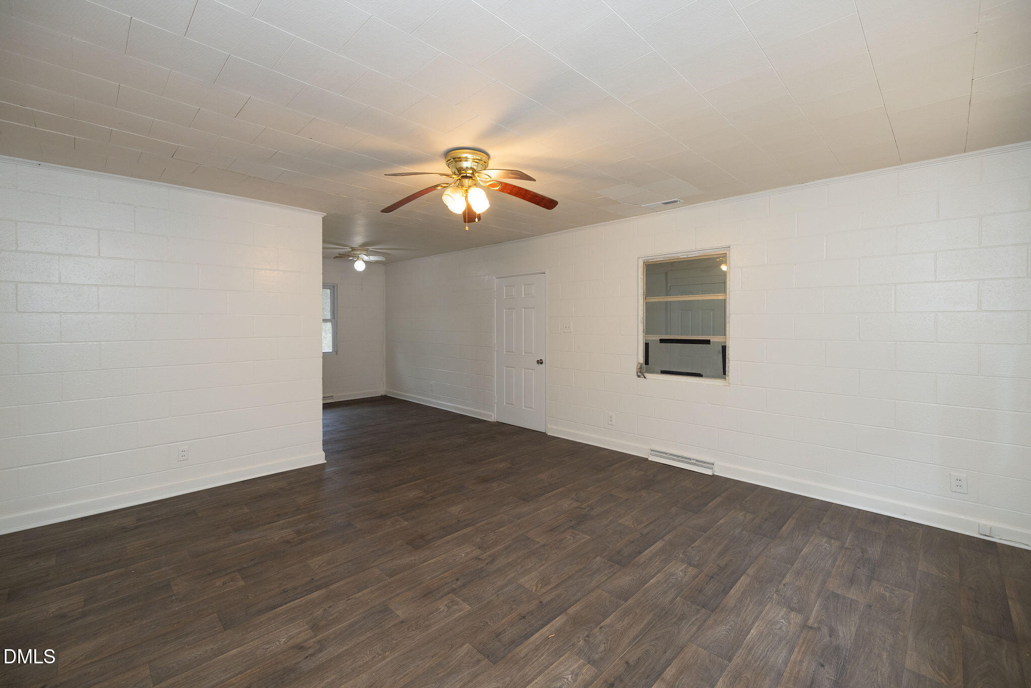 6415 Yarborough Road Mebane, NC 27302 - Photo 4 of 29 6415Yarborough-1133