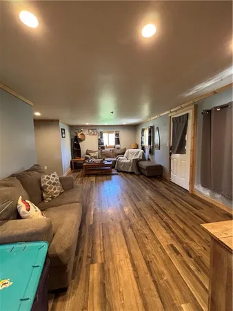 $210,000 | 2317 Clintonville Road, Harrisville, PA 16038