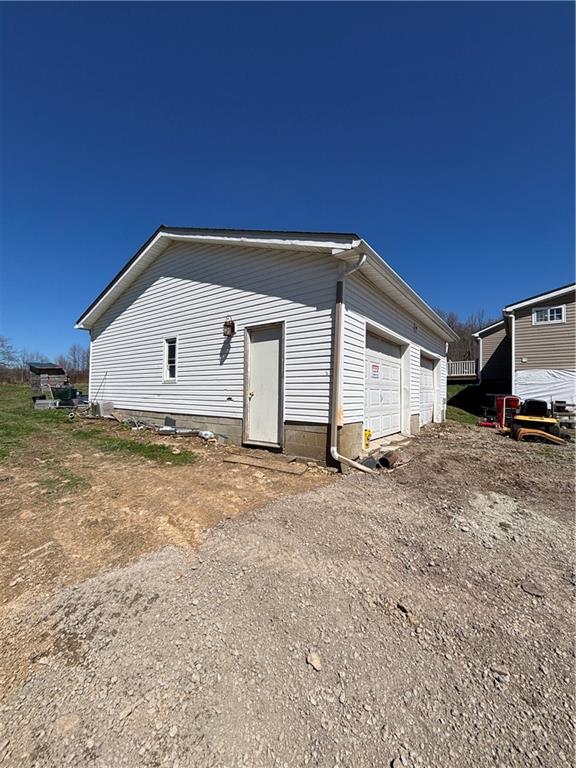 2317 Clintonville Road Harrisville, PA 16038 - Photo 9 of 37