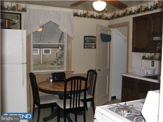 156 Copley Road Upper Darby, PA 19082 - Photo 4 of 11 Kitchen