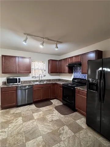 $1,650 | 1262 Stonefield Crossing Court, Winston-Salem, NC 27107