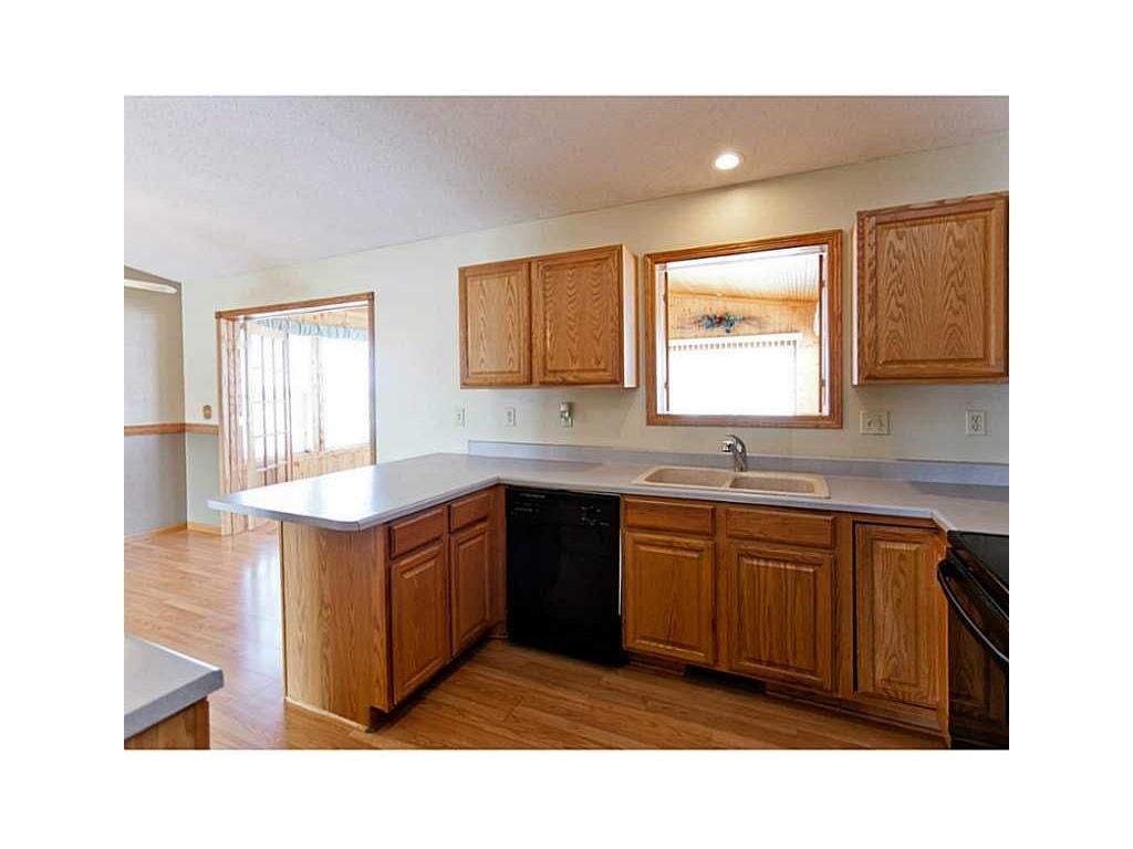 101 Rosedale Drive Center Point, IA 52213 - Photo 3 of 20 Gallery Image 3
