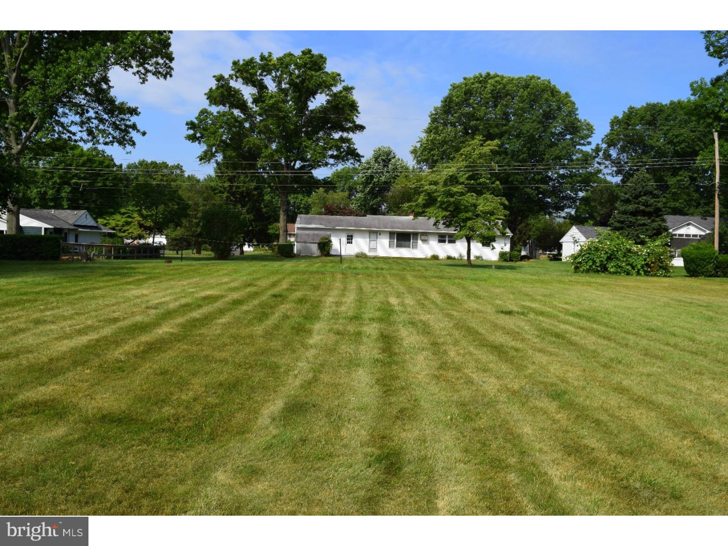60 Upper Hilltop Road Yardley, PA 19067 - Photo 15 of 16 Back Yard