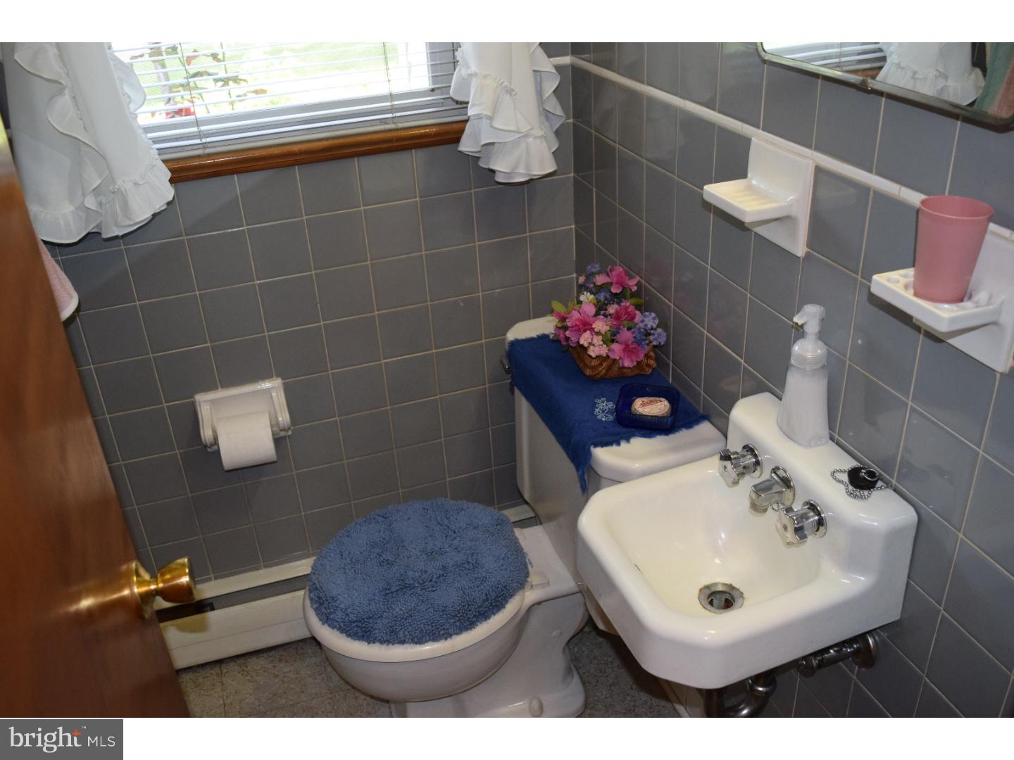 60 Upper Hilltop Road Yardley, PA 19067 - Photo 8 of 16 Half Bath