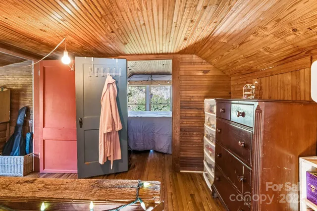 a view of a storage & utility room