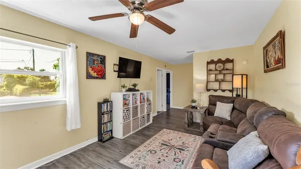 $255,000 | 5617 8th Street Southeast, Highland City, FL 33846