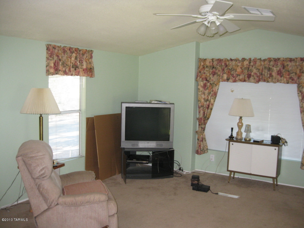 5000 East Grant Road, Unit 103 Tucson, AZ 85712 - Photo 5 of 10