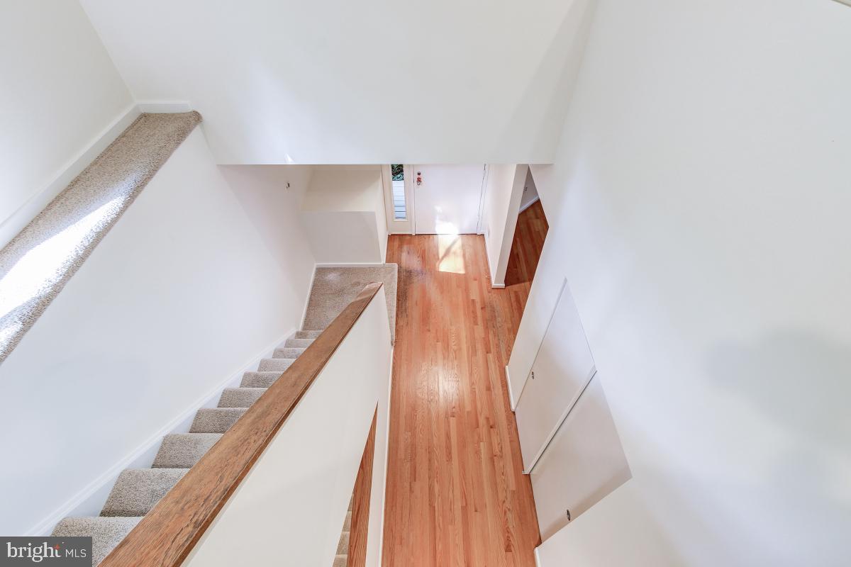 2269 Compass Point Lane Reston, VA 20191 - Photo 17 of 35