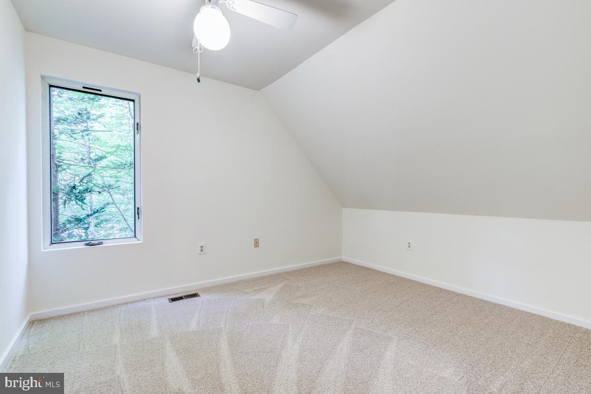 2269 Compass Point Lane Reston, VA 20191 - Photo 24 of 35