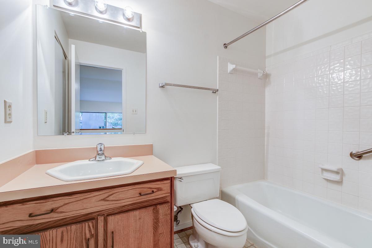 2269 Compass Point Lane Reston, VA 20191 - Photo 25 of 35