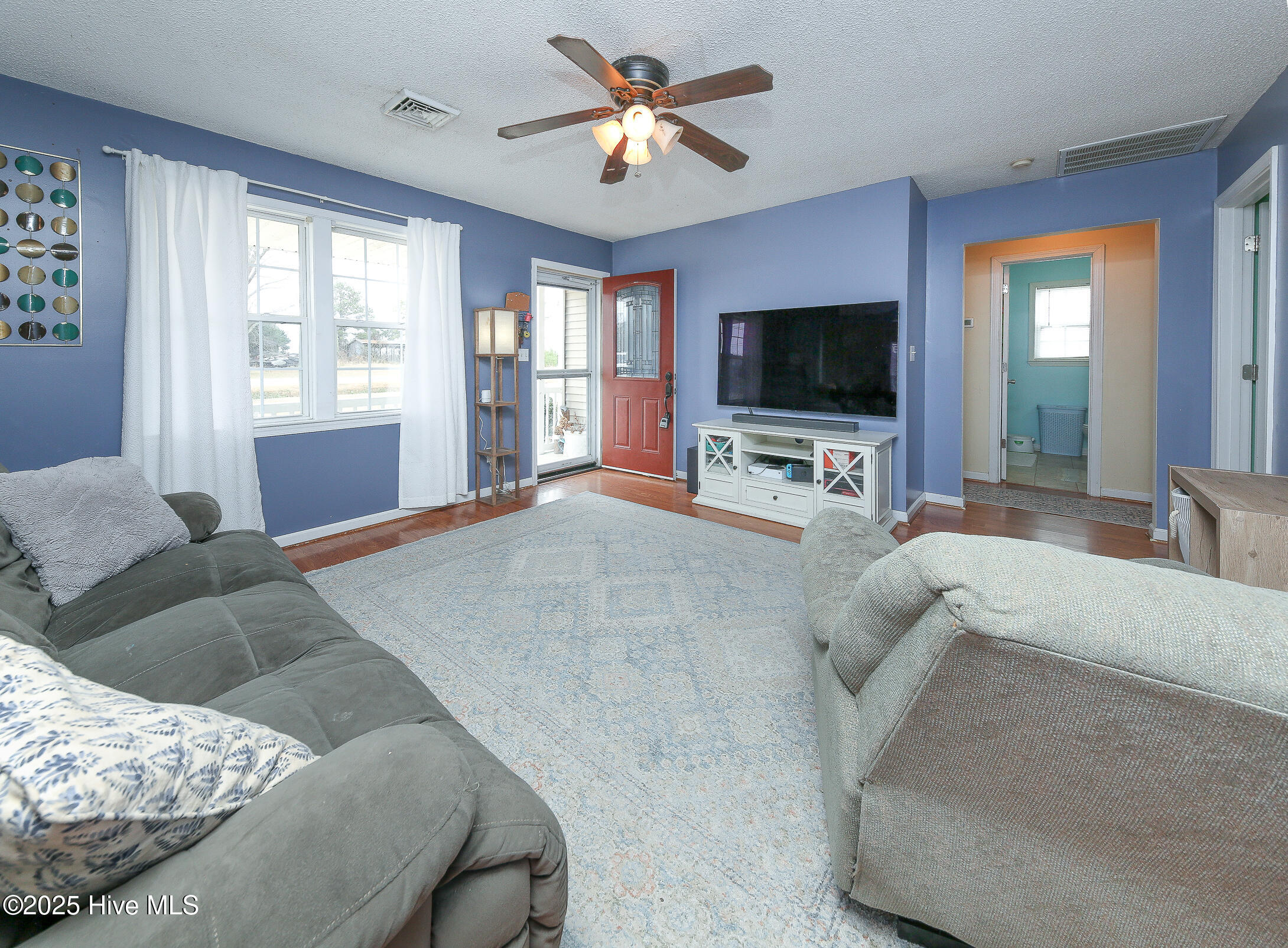 409 Center Hill Road Tyner, NC 27980 - Photo 5 of 20 Living Room