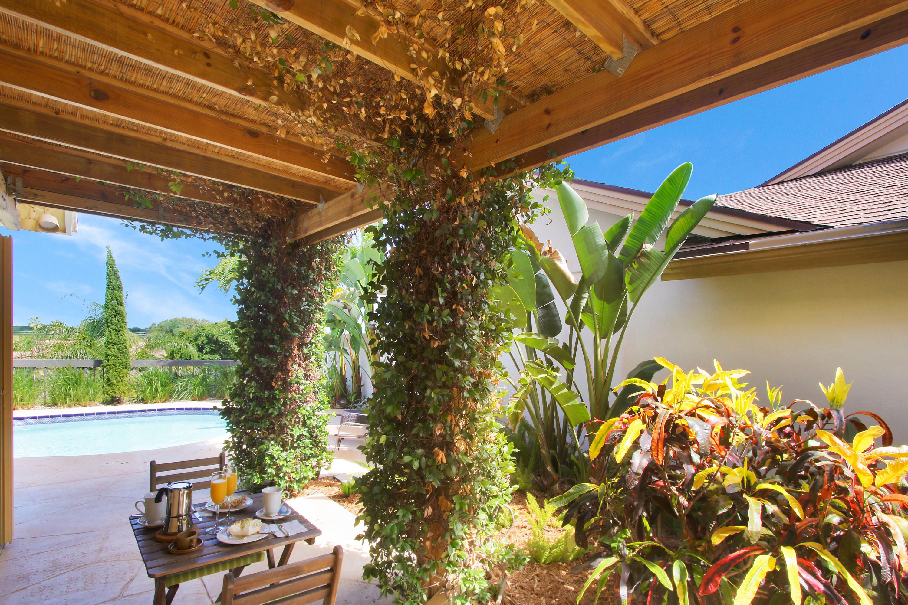 317 Ridge Road Jupiter, FL 33477 - Photo 21 of 33 Pergola for Outdoor Dining