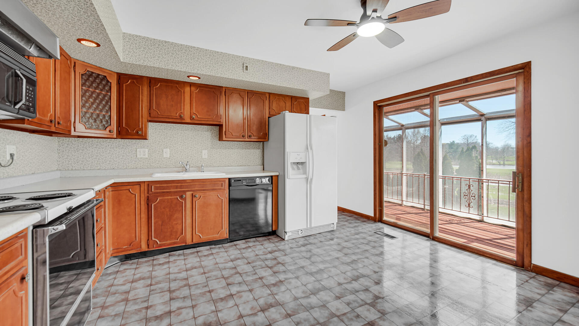 2212 SW Road La Porte, IN 46350 - Photo 19 of 62 1920x1080
