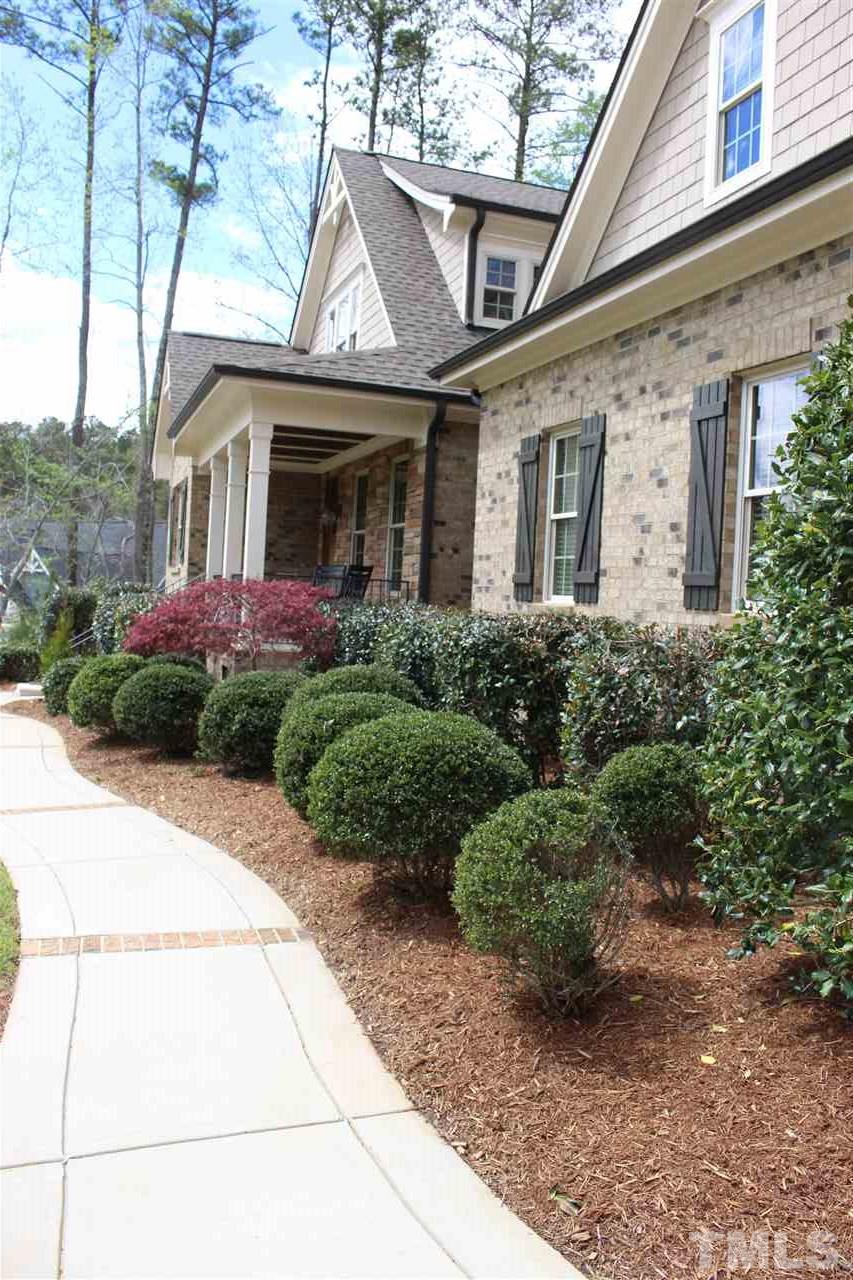 6304 Earle Ridge Lane Raleigh, NC 27606 - Photo 2 of 25 Gallery Image 2
