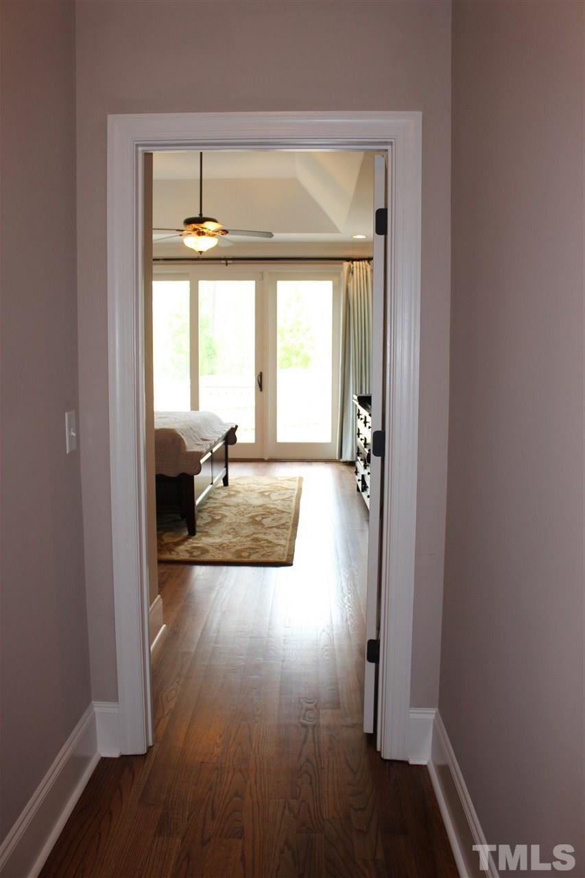 6304 Earle Ridge Lane Raleigh, NC 27606 - Photo 14 of 25 Gallery Image 14