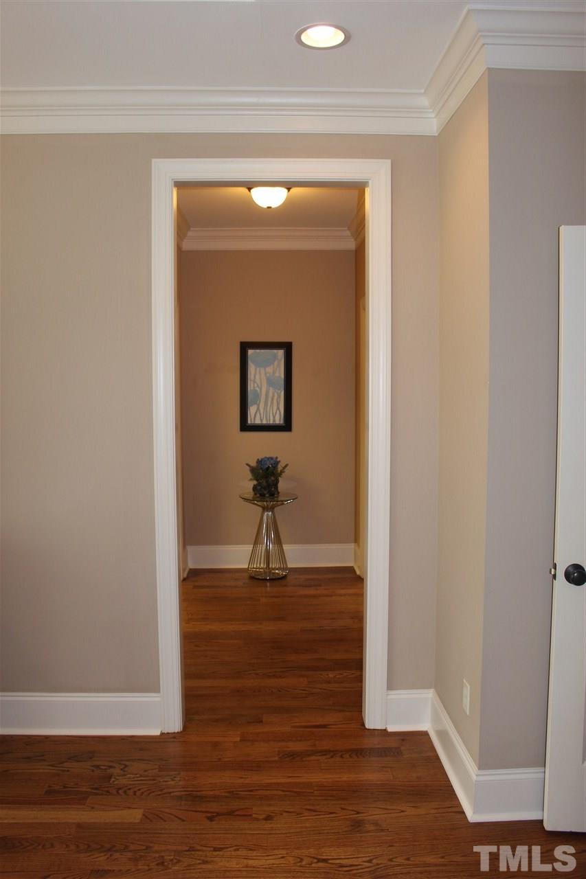 6304 Earle Ridge Lane Raleigh, NC 27606 - Photo 16 of 25 Gallery Image 16