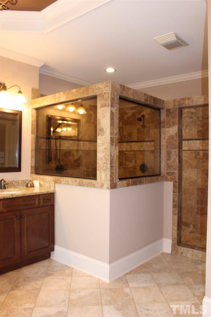 6304 Earle Ridge Lane Raleigh, NC 27606 - Photo 18 of 25 Gallery Image 18