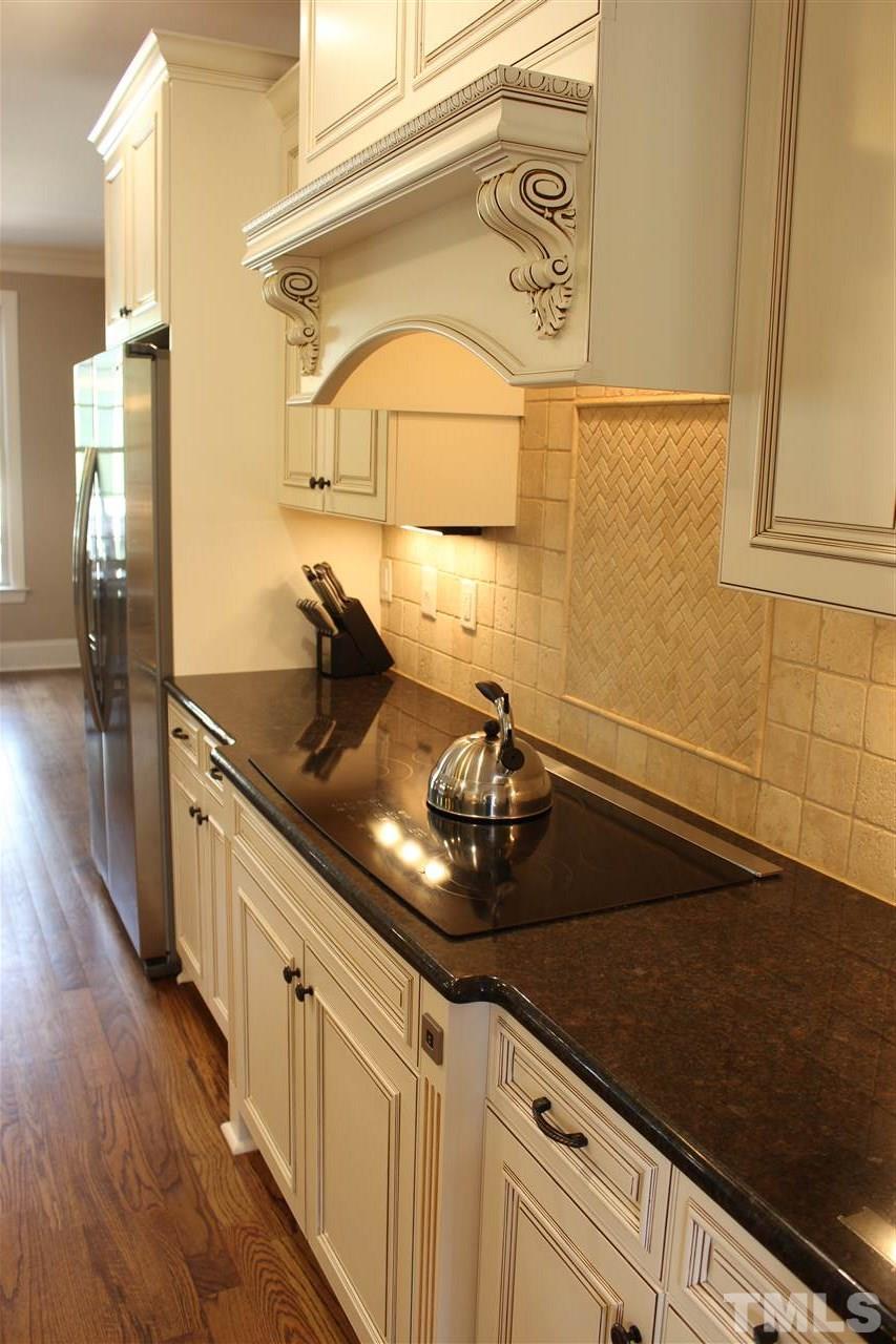 6304 Earle Ridge Lane Raleigh, NC 27606 - Photo 9 of 25 Gallery Image 9