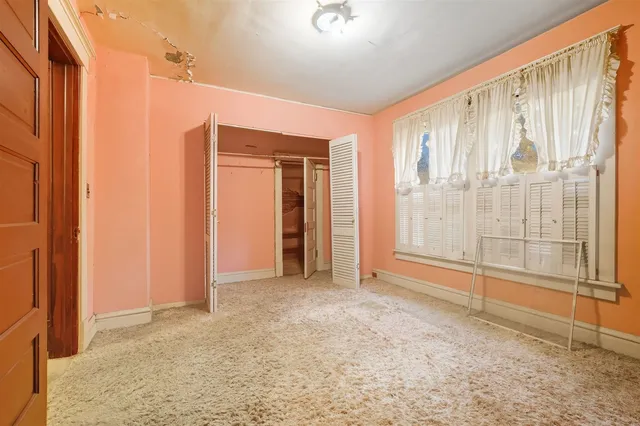 $89,900 | 503 South Evans Street, Bloomington, IL 61701