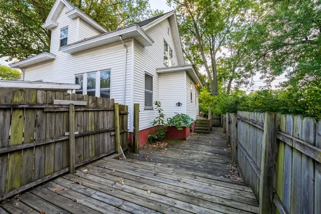 $89,900 | 503 South Evans Street, Bloomington, IL 61701