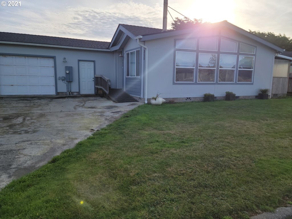 855 12th Court Southwest Bandon, OR 97411 - Photo 1 of 12 Gallery Image 1