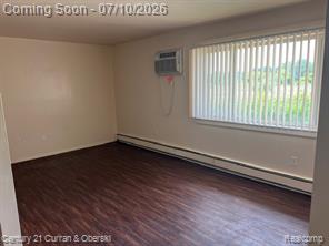 14682 Middle Gibraltar Road, Unit 24 Gibraltar, MI 48173 - Photo 4 of 21