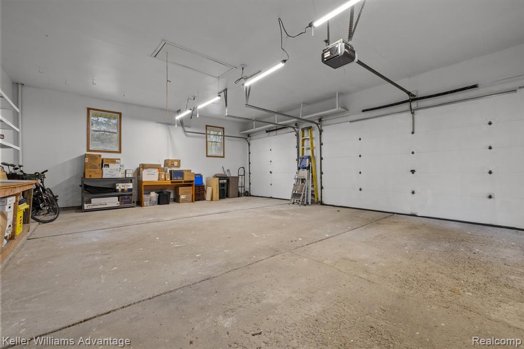 24806 Power Road Farmington, MI 48336 - Photo 37 of 46 Gallery Image 37