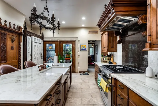 $1,850,000 | 320 North Belmont Place, Wichita, KS 67208