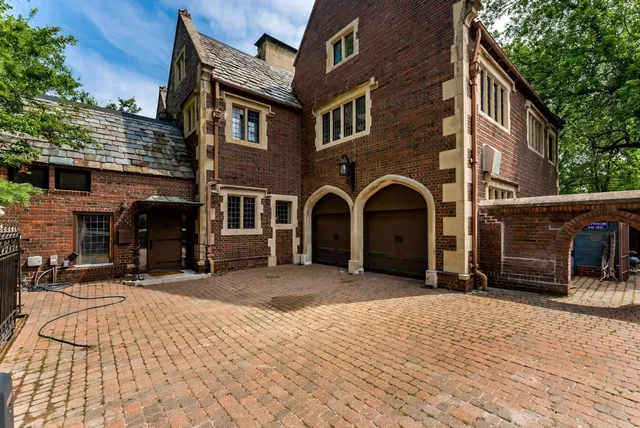 $1,850,000 | 320 North Belmont Place, Wichita, KS 67208