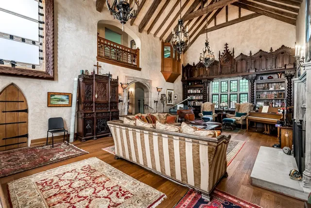 $1,850,000 | 320 North Belmont Place, Wichita, KS 67208