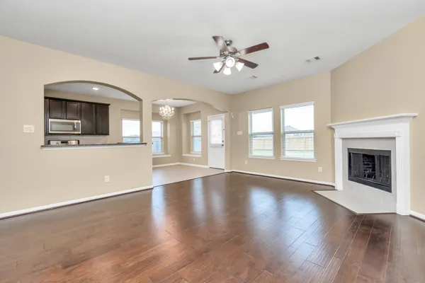 $2,550 | 3734 East Briarlilly Park Circle, Katy, TX 77493