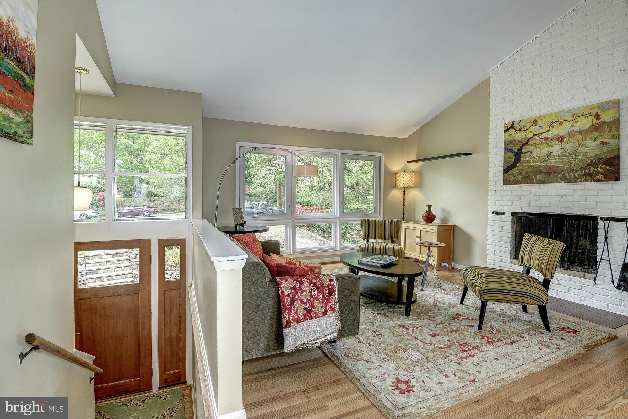6527 East Halbert Road Bethesda, MD 20817 - Photo 2 of 30 Interior (General)