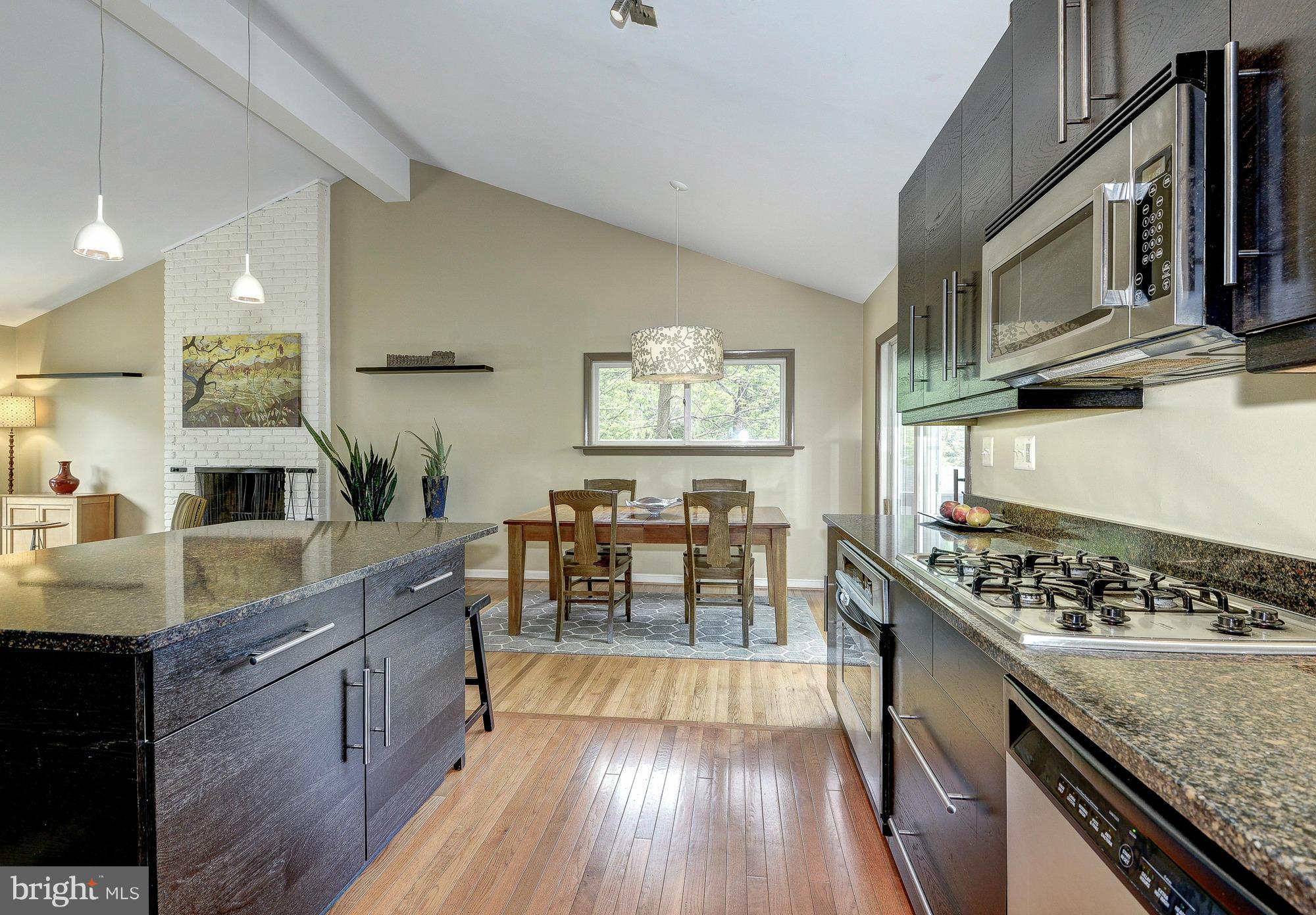 6527 East Halbert Road Bethesda, MD 20817 - Photo 11 of 30 Kitchen