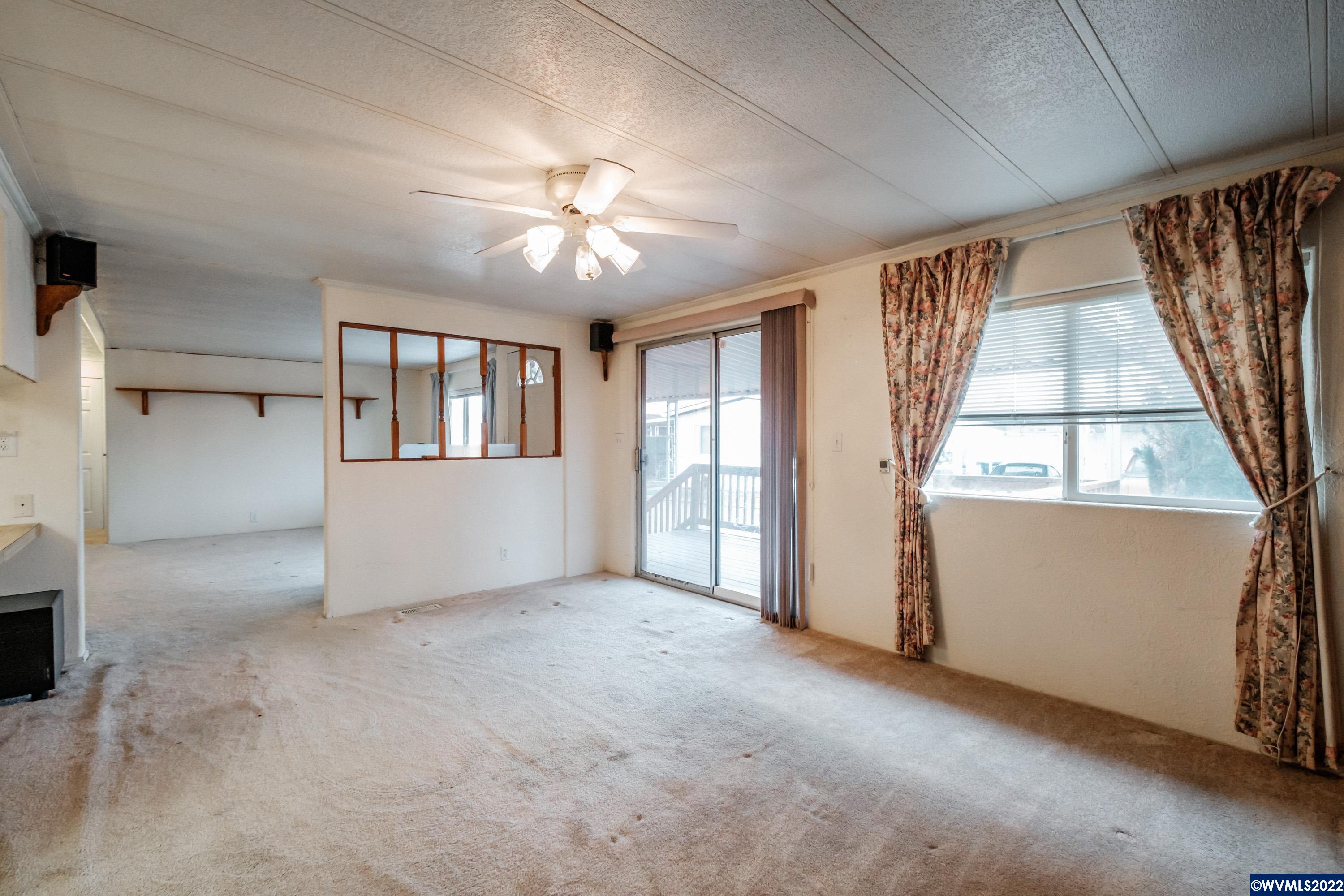 5422 Portland Road Northeast, Unit 140 Salem, OR 97305 - Photo 19 of 42