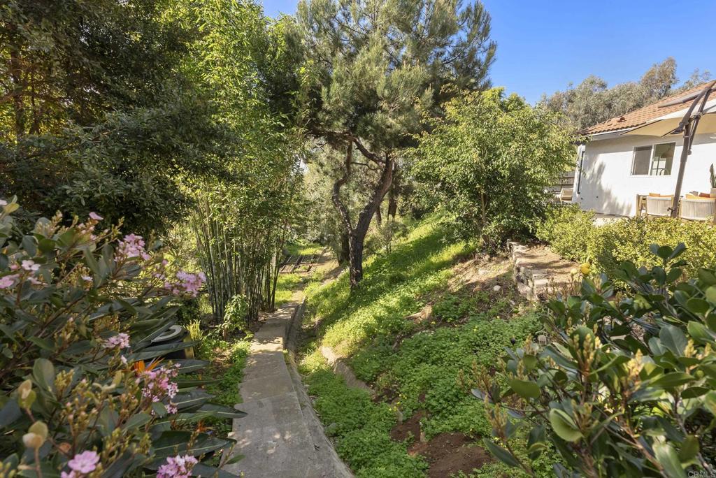 1427 Avocado Road Oceanside, CA 92054 - Photo 48 of 57