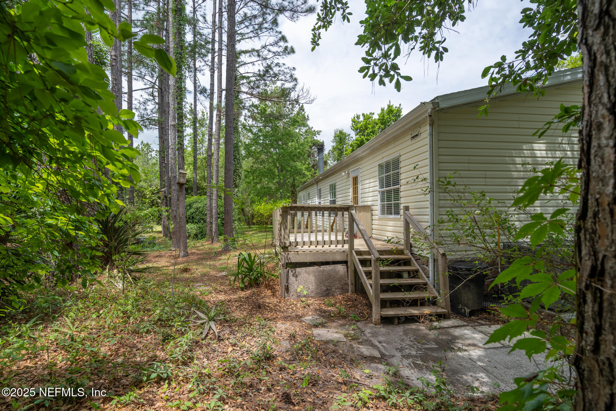 35236 Perret Plantation Road Callahan, FL 32011 - Photo 24 of 41 Deck Stairs