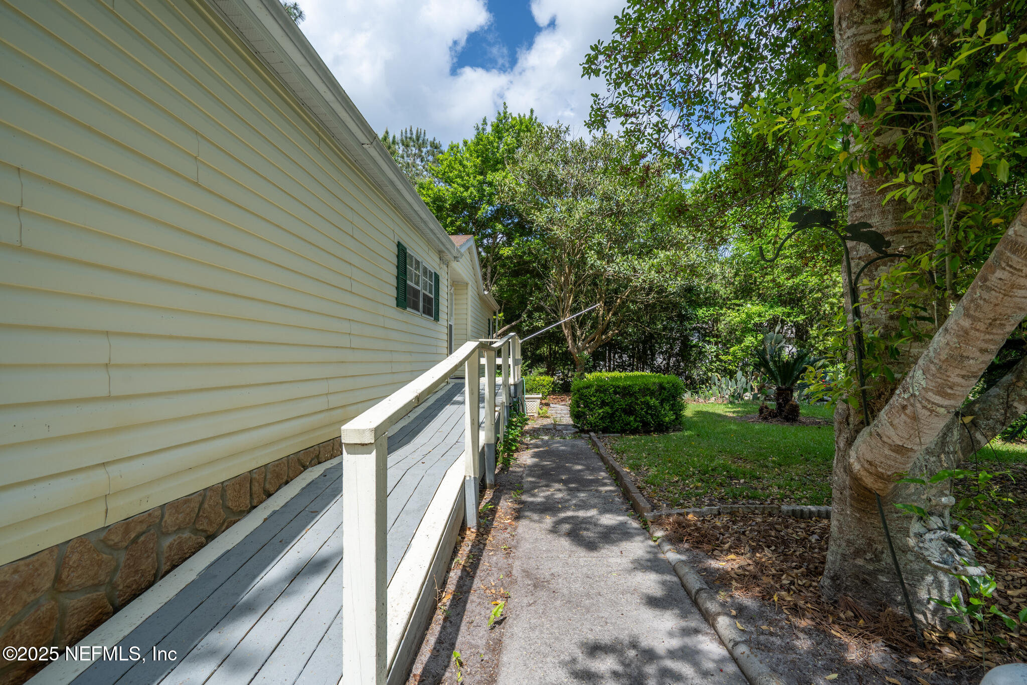 35236 Perret Plantation Road Callahan, FL 32011 - Photo 38 of 41 Entrance Ramp