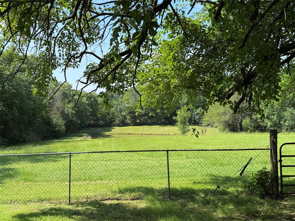 461 County Road Arthur City, TX 75411 - Photo 4 of 16