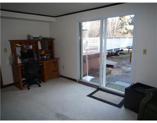 265 Fort Hill Road Gorham, ME 04038 - Photo 11 of 13 Den/Family/Great Room.