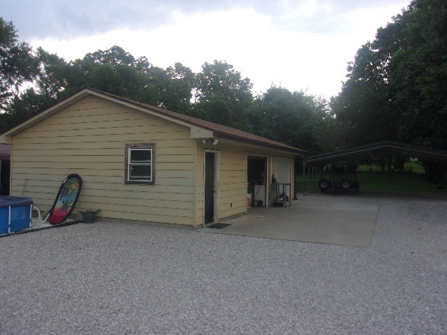 11711 Walnut Road Evansville, IN 47725 - Photo 11 of 19 Gallery Image 11