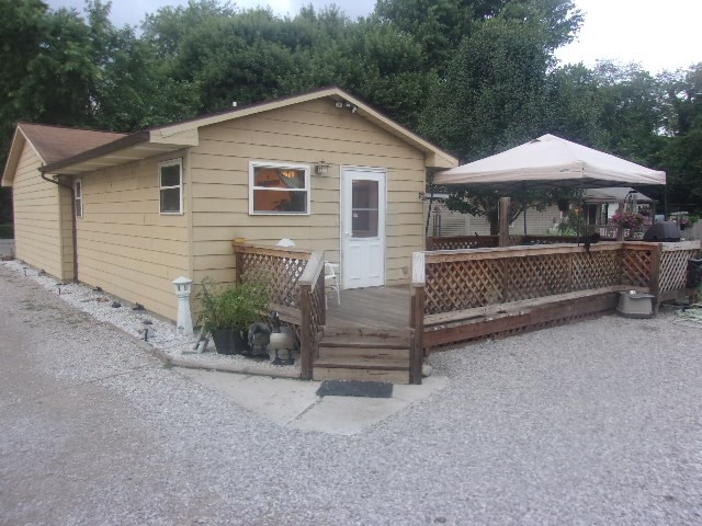 11711 Walnut Road Evansville, IN 47725 - Photo 16 of 19 Gallery Image 16