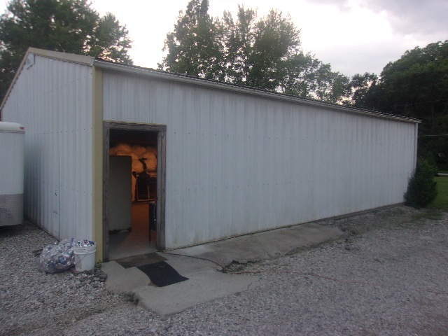 11711 Walnut Road Evansville, IN 47725 - Photo 18 of 19 Gallery Image 18