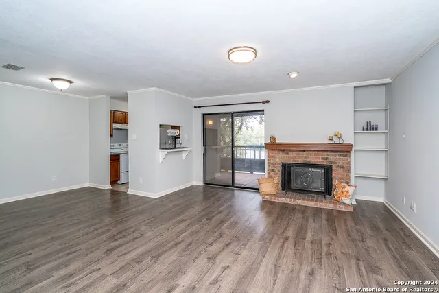 $1,000 | 4212 Medical Drive, Unit 109, San Antonio, TX 78229