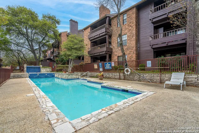 $1,000 | 4212 Medical Drive, Unit 109, San Antonio, TX 78229