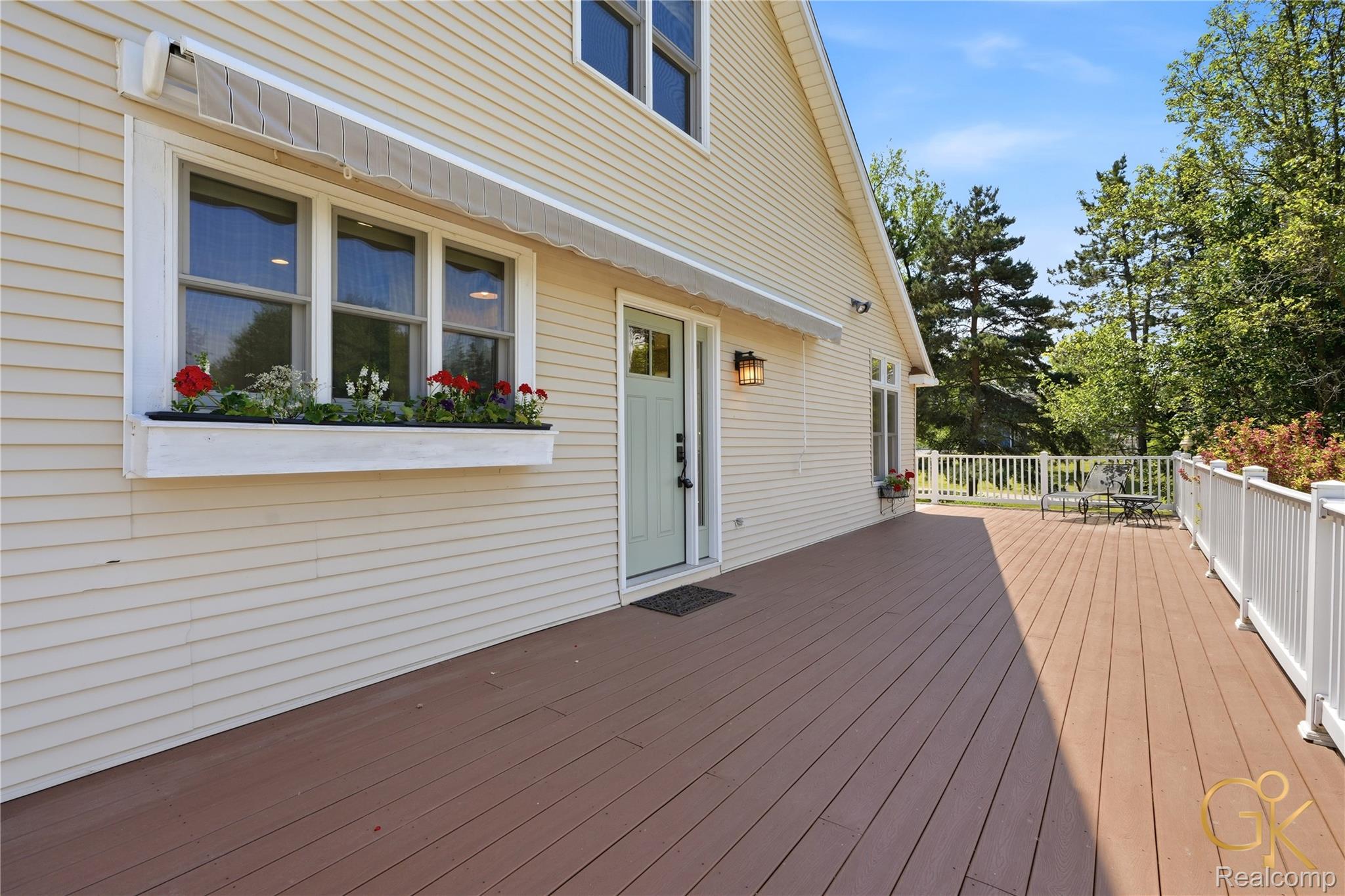 1293 Burns Road Milford, MI 48381 - Photo 58 of 82 279.jpg